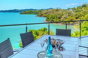 Edge 18 Waterfront Luxury