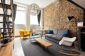 Dify Le Lodge D'ainay