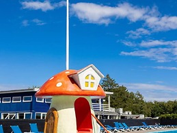 6 Person Holiday Park Home in Vipperod