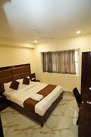 Hotel Rinza Residency