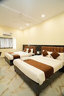 Hotel Rinza Residency