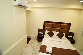 Hotel Rinza Residency