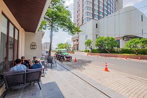 Carista Hotel
