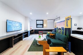 CommonHotel