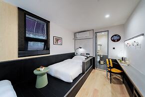 CommonHotel
