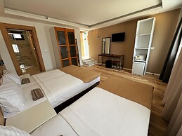 Loca Centre