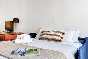 Charming 1BR Steps from Saint-Germain