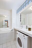 Charming 1BR Steps from Saint-Germain