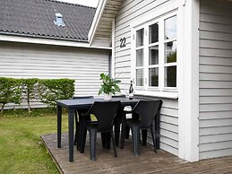 6 Person Holiday Park Home in Asperup