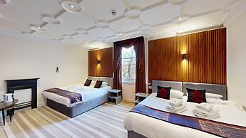 High Tor Hotel