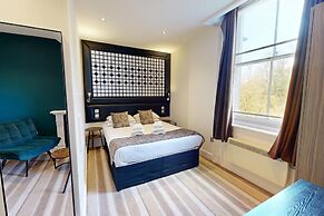 High Tor Hotel
