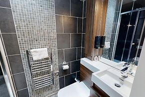 High Tor Hotel