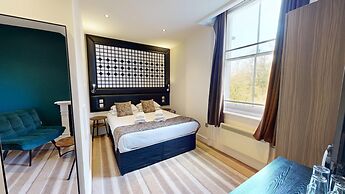 High Tor Hotel