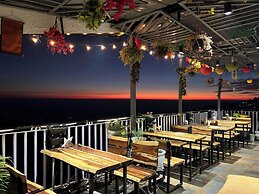 Lord Krishna Boutique Stay