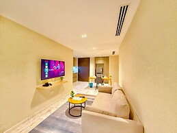 Dorsett Residence by crystal
