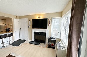Blue Mtn 1 Bedroom with Mountain View