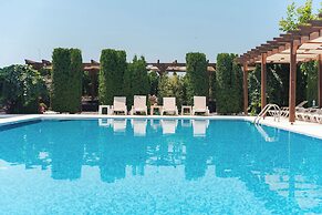 EMERALD Hotel