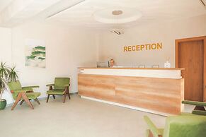 EMERALD Hotel