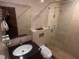 MJ AERO SUITE