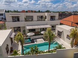 Rumah Tiha by Alfred in Bali