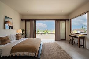 Rumah Tiha by Alfred in Bali