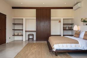 Rumah Tiha by Alfred in Bali