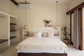 Rumah Tiha by Alfred in Bali