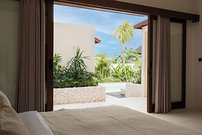 Rumah Tiha by Alfred in Bali