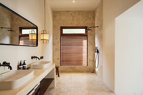 Rumah Tiha by Alfred in Bali