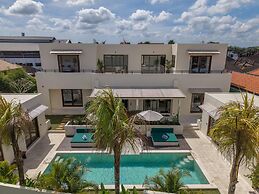Rumah Tiha by Alfred in Bali