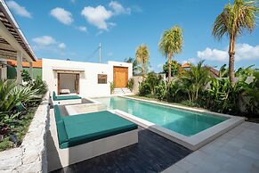 Rumah Tiha by Alfred in Bali
