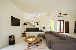 Rumah Tiha by Alfred in Bali