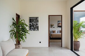 Rumah Tiha by Alfred in Bali