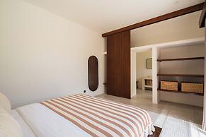 Rumah Tiha by Alfred in Bali