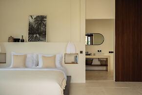 Rumah Tiha by Alfred in Bali