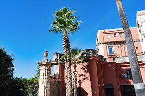 Royal Rooms