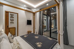 Villa Bedawang - 4BR Villa Seminyak
