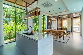 Villa Bedawang - 4BR Villa Seminyak