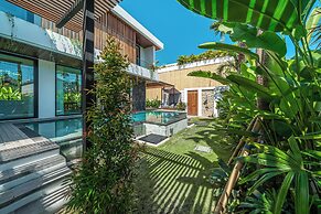 Villa Bedawang - 4BR Villa Seminyak