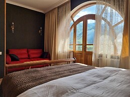 GRAF KAZBEGI
