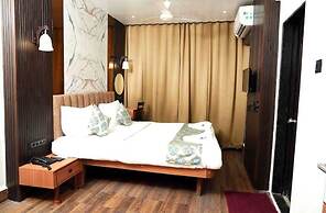 HOTEL PADMAKRISHNA