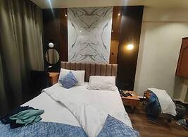 HOTEL PADMAKRISHNA