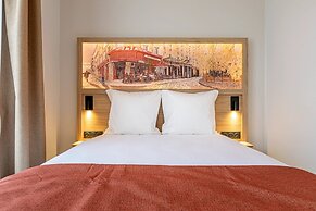 Dantan Hotel
