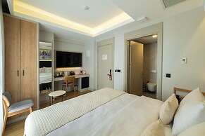 ALVES HOTEL