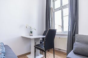 Large 5BR Central Flat Near Augarten