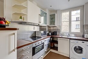 Modern Paris 2BR near Montparnasse
