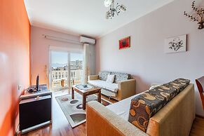Urban Sea Escape 1BR With Beach Access