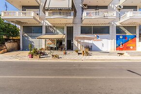 Urban Sea Escape 1BR With Beach Access