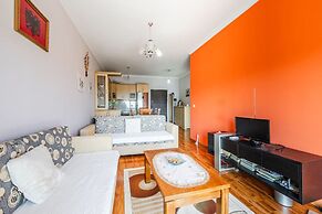 Urban Sea Escape 1BR With Beach Access