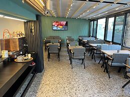 Ada Park Otel